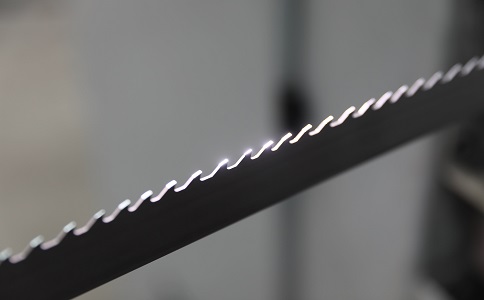 昌邑双金属带锯条产生切削噪音的原因具体有哪些？